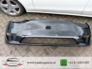 Tesla Model Y Voorbumper beschikbaar voor biedingen