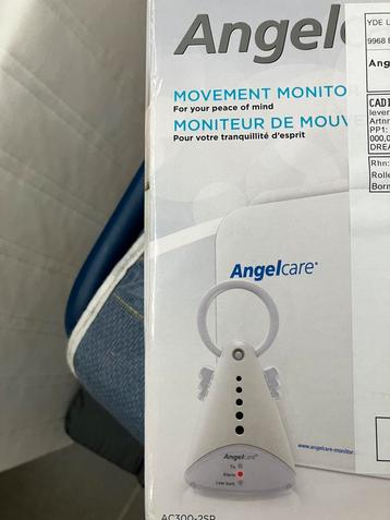 Angelcare met 1 matje beschikbaar voor biedingen