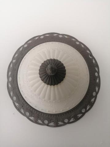 Plafondlamp in art deco-stijl met een diameter van 28 cm beschikbaar voor biedingen
