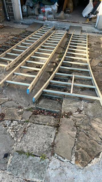 Echelle alu 3 x 4 m beschikbaar voor biedingen