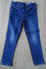 Donkerblauwe jeansbroek skinny fit maat 104, Enfants & Bébés, Vêtements enfant | Taille 104, Fille, Utilisé, Enlèvement ou Envoi