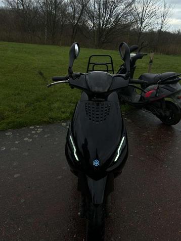 Piaggio Zip beschikbaar voor biedingen