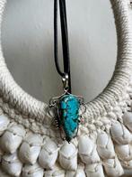 Collier en pierres précieuses turquoises, Bijoux, Sacs & Beauté, Colliers, Bleu, Enlèvement ou Envoi, Avec pendentif, Neuf