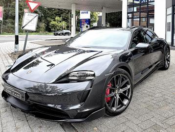 Taycan 4S Cross Turismo Model'2023 - Exclusive Options!! beschikbaar voor biedingen