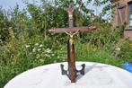 crucifix en bois 3 fleurs de lys, Antiquités & Art, Enlèvement ou Envoi