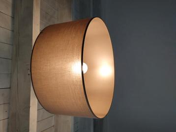 Lampenkap bruin:  diameter 47cm beschikbaar voor biedingen