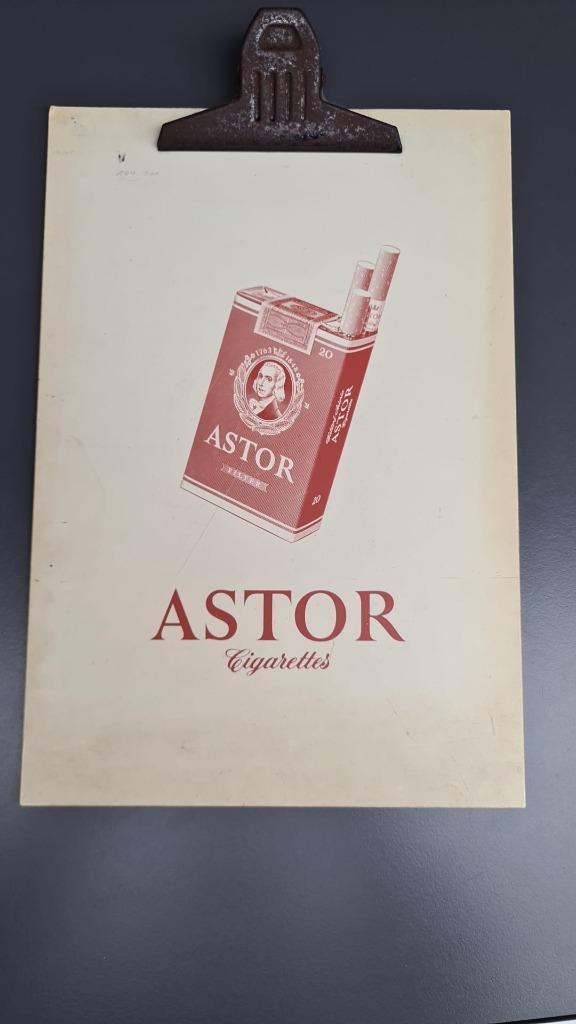 Waldorf Astoria - Astor cigarettes, sigaretten, 1960/70., Verzamelen, Rookartikelen, Aanstekers en Luciferdoosjes, Gebruikt, Ophalen of Verzenden