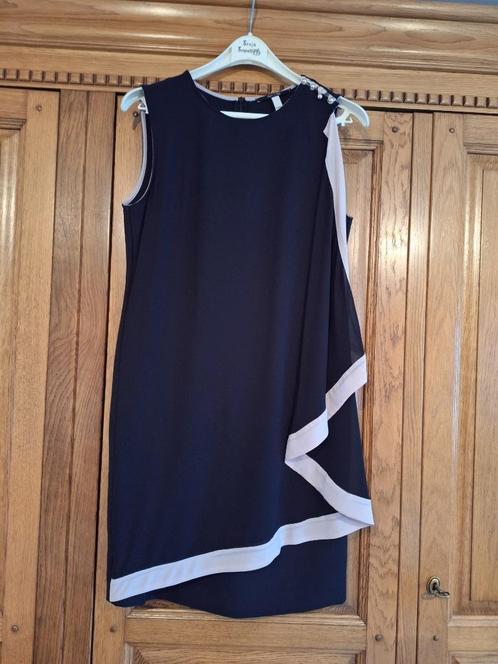 jurk, Kleding | Dames, Jurken, Zo goed als nieuw, Maat 38/40 (M), Zwart, Ophalen of Verzenden