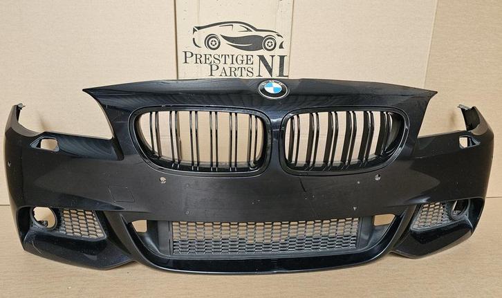 Voorbumper BMW 5 Serie F10 F11 M PAKKET Origineel 2009-2014, Auto-onderdelen, Carrosserie, Bumper, BMW, Voor, Gebruikt, Herkomst onderdeel bekend