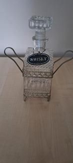 Oude kristallen karaf voor whisky in antieke houder, Antiek en Kunst, Ophalen