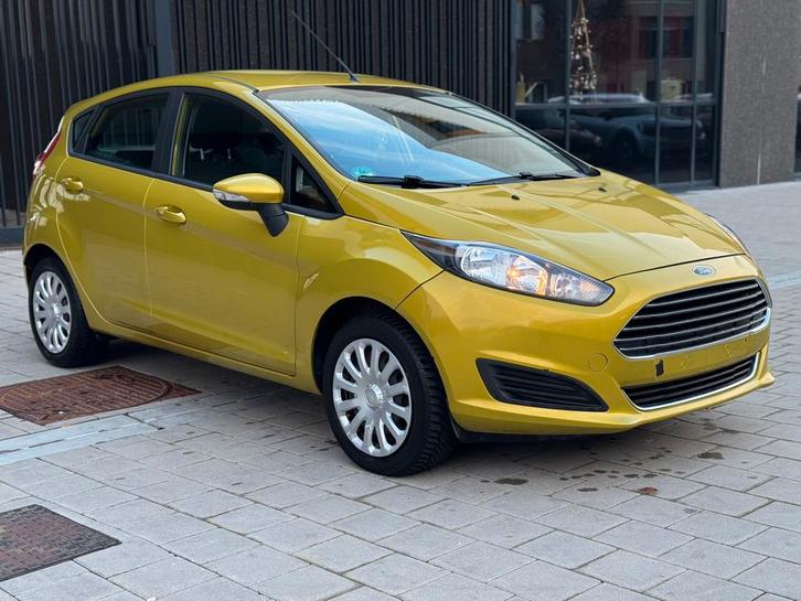 FORD FIESTA / FACELIFT! / AUTOMAAT! / GEKEURD VVK!, Auto's, Ford, Particulier, Fiësta, ABS, Airbags, Airconditioning, Alarm, Boordcomputer