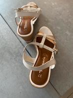 Sandales Tamaris blanche dorée 37, Vêtements | Femmes, Chaussures, Comme neuf