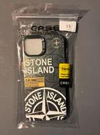 Coque Stone Island noir iPhone 13, Ophalen of Verzenden, Zo goed als nieuw, IPhone 13, Hoesje of Tasje