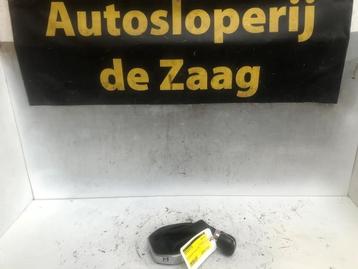 Versnellingspookhoes van een Ford B-Max beschikbaar voor biedingen