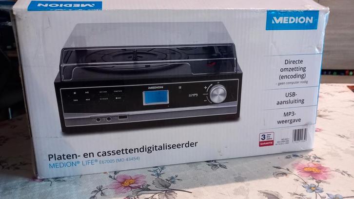 Medion Life platen- en cassettendigitaliseerder MD 43454, Audio, Tv en Foto, Platenspelers, Zo goed als nieuw, Platenspeler, Overige merken