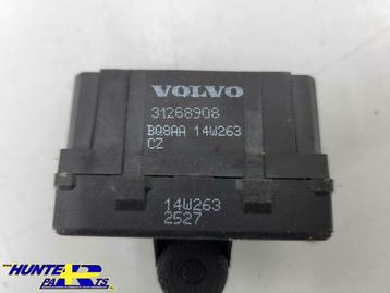 Regeleenheid stoelverwarming achterbank Volvo 31268908 beschikbaar voor biedingen