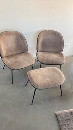 Design , GUBI Beetle Lounge Chair , 2 zeteltjes met poefje., Huis en Inrichting, Minder dan 75 cm, Stof, Zo goed als nieuw, 50 tot 75 cm