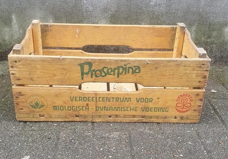 CAISSES EN BOIS VINTAGE, Collections, Collections Autre, Utilisé, Enlèvement