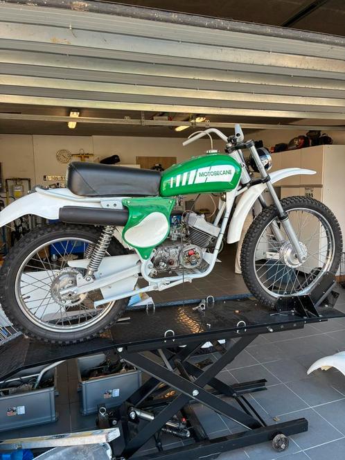 Motobecane d55tt, Fietsen en Brommers, Brommers | Oldtimers, Overige merken, Ophalen
