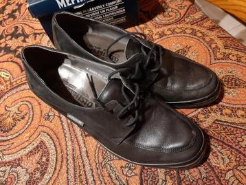 Chaussures Mephisto pour femme disponible aux enchères