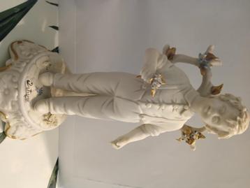 Beeldje Arturo (capodimonte) beschikbaar voor biedingen