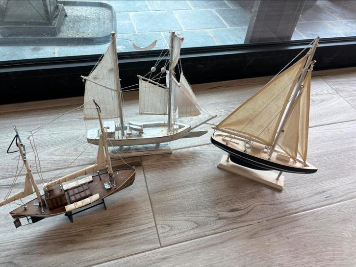 Drie mooie decoratieve boten (cw)*, Hobby en Vrije tijd, Modelbouw | Boten en Schepen, Gebruikt, Ophalen of Verzenden