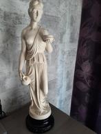 Statue dame sur socle noir, Antiquités & Art, Enlèvement