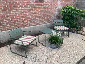 Loungeset voor tuin of terras - zo goed als nieuw beschikbaar voor biedingen