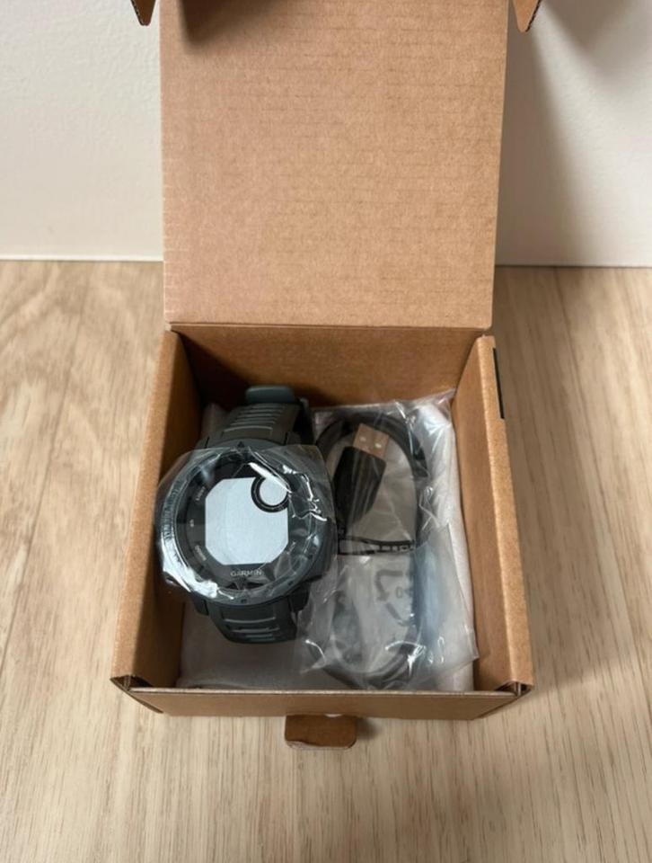 Garmin instinct neuf ! Jamais porté, Informatique & Logiciels, Refroidisseurs d'ordinateur, Comme neuf, Enlèvement ou Envoi