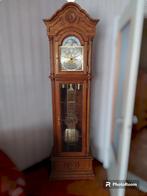 Antique Grandfather Clock, Enlèvement