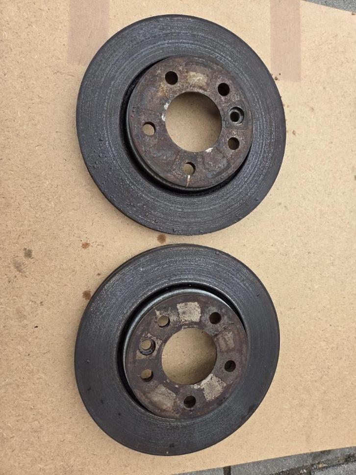 Achterremschijven VW T5 2003-2015, Auto-onderdelen, Remmen en Aandrijving, Volkswagen, Ophalen