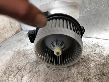 Kachel Ventilatiemotor van een Suzuki Swift beschikbaar voor biedingen