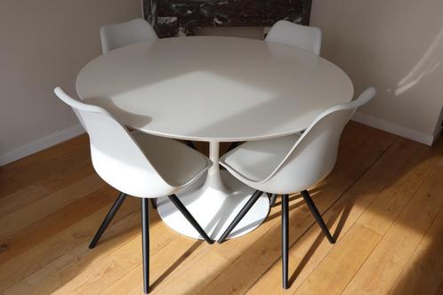 Table à manger ronde et 4 chaises, Maison & Meubles, Tables | Tables à manger, Comme neuf, 100 à 150 cm, 100 à 150 cm, Quatre personnes