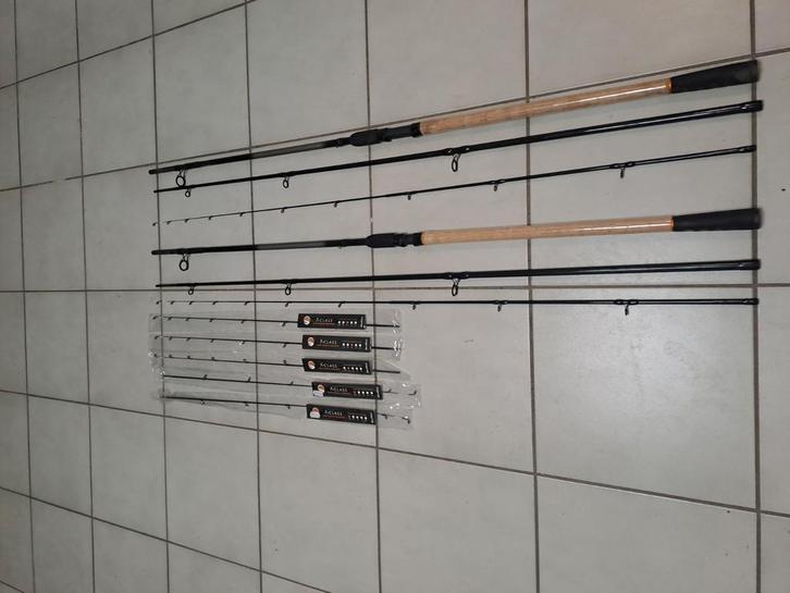 2x Guru A Class Distance Feeder 12ft/3m60/110gr mét 7 toppen, Watersport en Boten, Hengelsport | Algemeen, Nieuw, Werphengel, Ophalen