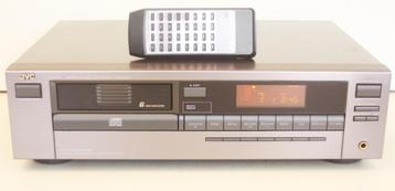 JVC CD-Speler Met Cassette Voor 6 CD's / Afstandsbediening beschikbaar voor biedingen