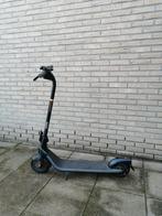Tweedehands step Segway ninebot met oplader, Fietsen en Brommers, Steps, Ophalen
