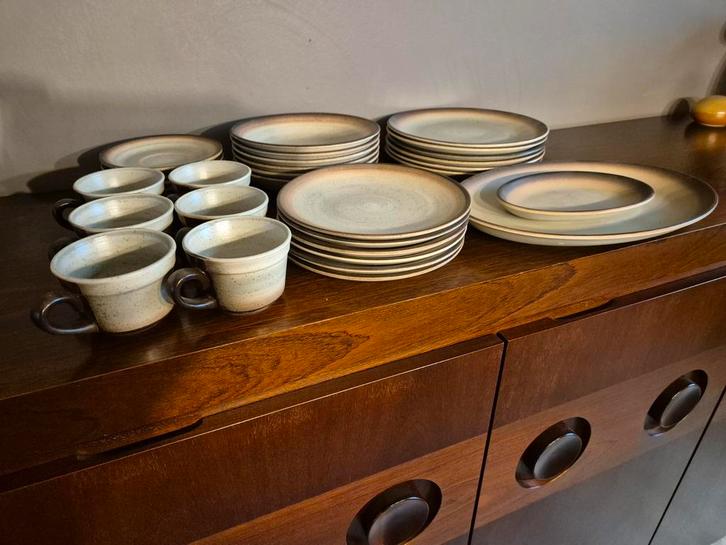 Faïence de Saint-Amand “Stromboli” – grote set 1973, Antiek en Kunst, Antiek | Servies compleet, Ophalen