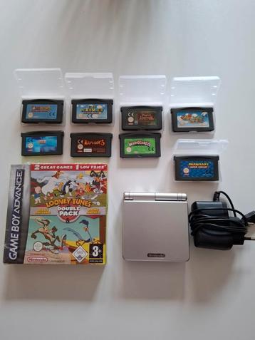 Gameboy Advance SP + 10 spellen + oplader! beschikbaar voor biedingen