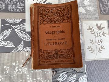 Antieke boek  beschikbaar voor biedingen