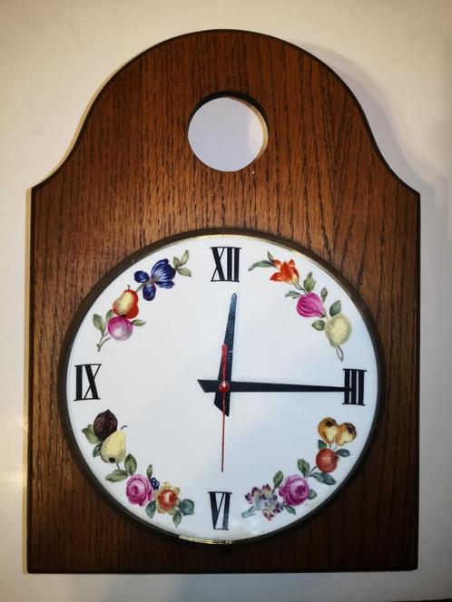 Horloge Vintage Rétro en véritable porcelaine de Paris / 70', Antiek en Kunst, Antiek | Klokken, Ophalen of Verzenden