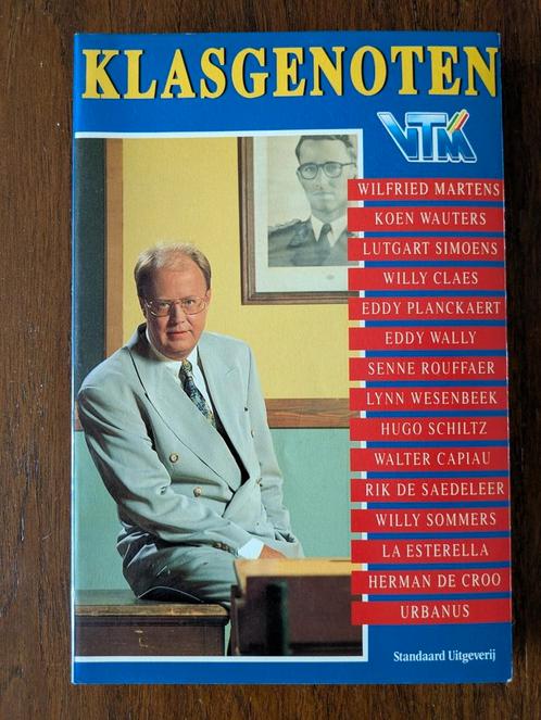 Boek Klasgenoten - Manu Adriaens, Boeken, Overige Boeken, Zo goed als nieuw, Ophalen of Verzenden