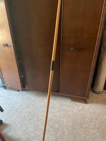 Handgemaakte longbow 50 pond  beschikbaar voor biedingen