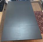 Table de salon ikea noire avec 4 chaises en osier, Maison & Meubles, Tables | Tables à manger, Comme neuf