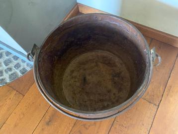 koperen ketel beschikbaar voor biedingen