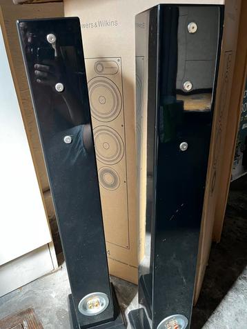 2 x Moniteur Audio Radius 270, Autres marques, 60 à 120 watts, Enlèvement, Utilisé