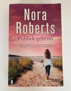 Nora Roberts, Publiek geheim, in perfecte staat, Boeken, Ophalen of Verzenden, Gelezen, Nora Roberts