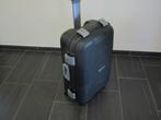 Reis koffers . Groot en kleiner model, Gebruikt, Hard kunststof, 45 tot 55 cm, Slot