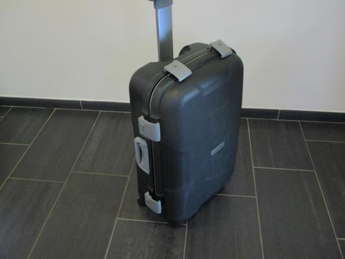 Reis koffers . Groot en kleiner model, Handtassen en Accessoires, Koffers, Gebruikt, Hard kunststof, 60 tot 70 cm, 45 tot 55 cm
