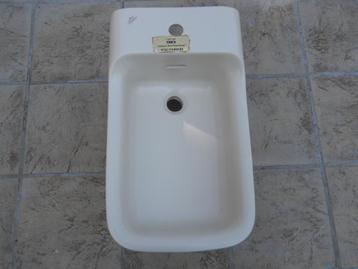BIDET MURAL de Salle de bain - NEUF
