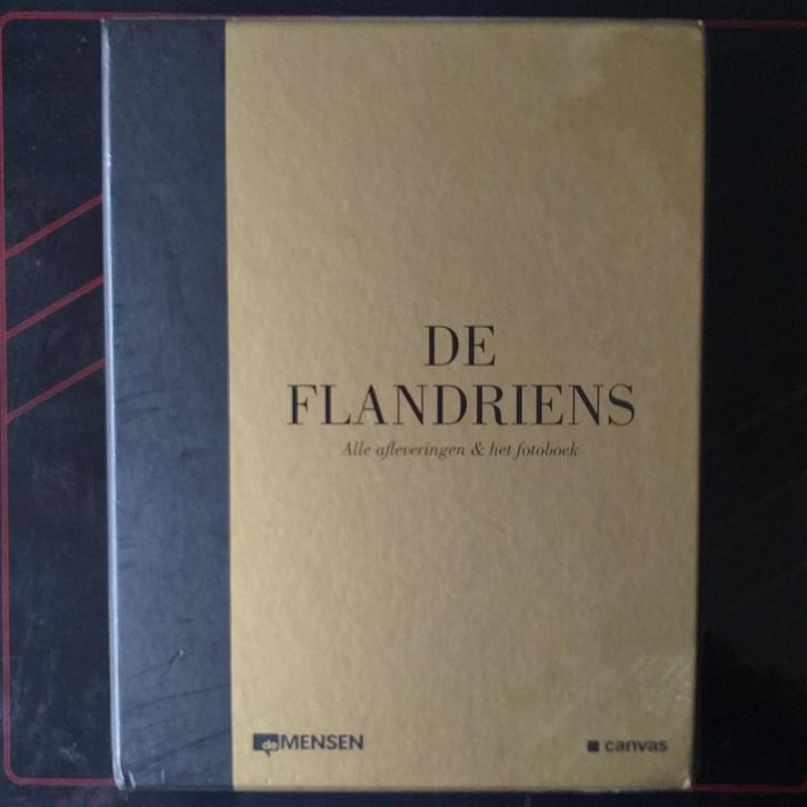 De Flandriens | DVD Box en fotoboek | de MENSEN | 2010, Cd's en Dvd's, Dvd's | Documentaire en Educatief, Gebruikt, Boxset, Ophalen of Verzenden